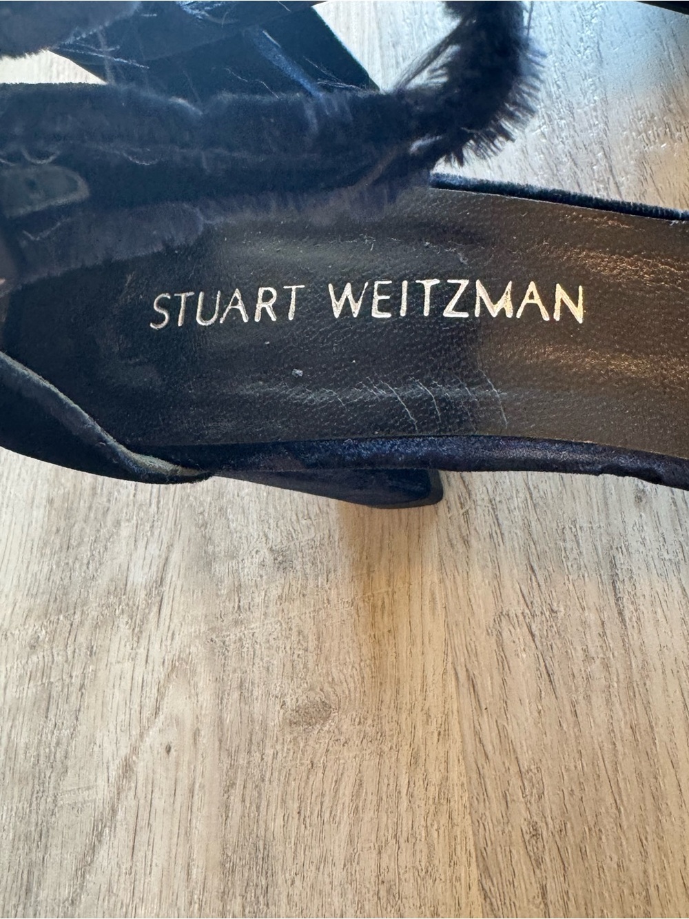Stuart Weizmann Navy Frayed Velvet Block Heel Sandal Size 8 EUC - Picture 4 of 9